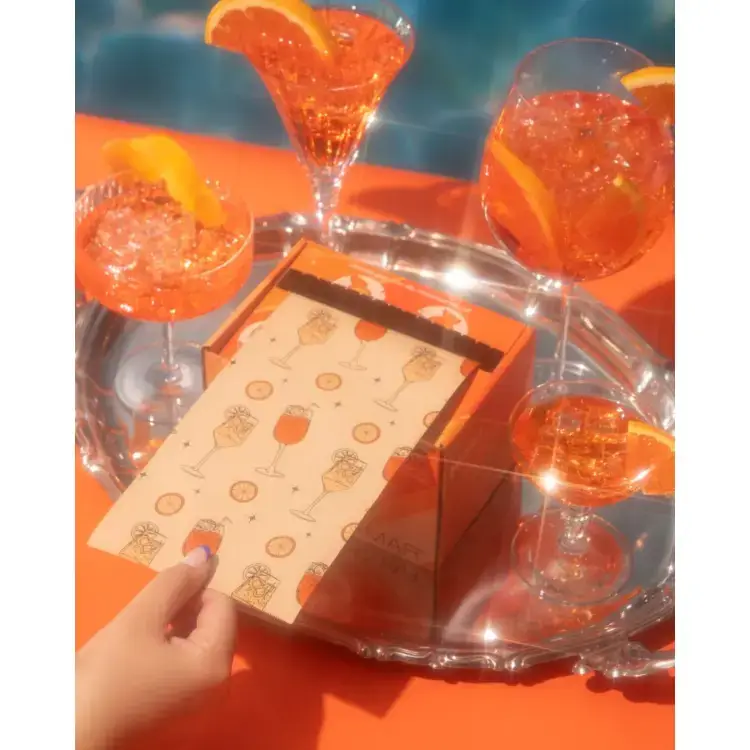 Puttin' On the Spritz - Embossed Roll